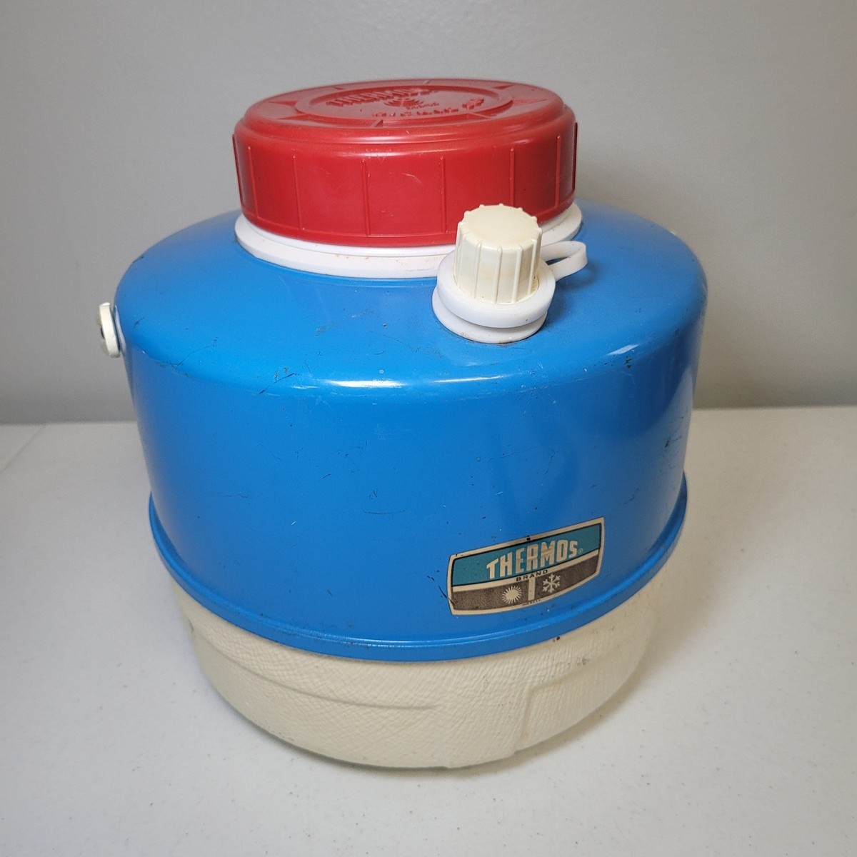 Vintage Thermos Picnic Jug Blue White Red Metal Plastic Water