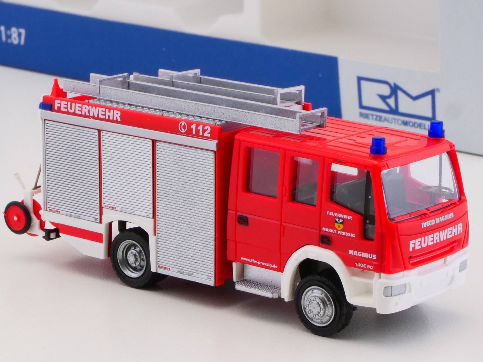 Rietze 61226 Iveco Fire Engine Feuerwehr FFW Markt Pressig 1:87 Mint! OVP