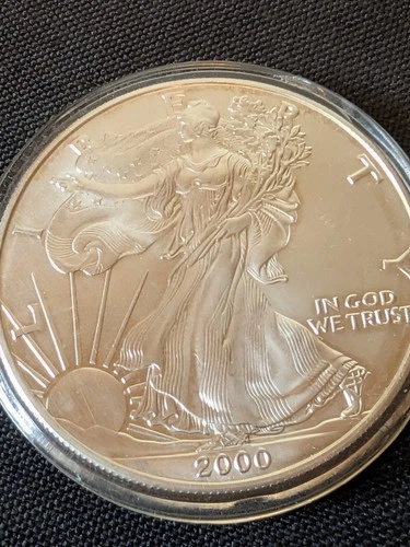 2000 American Silver Eagle 1 oz Fine Silver $1 Coin BU