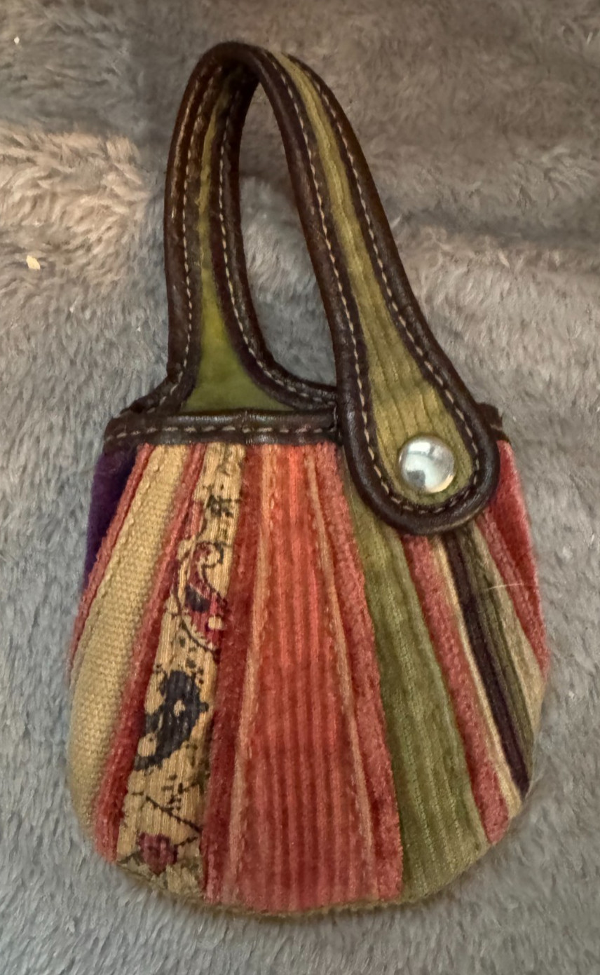 Small Material Change Purse - image 1