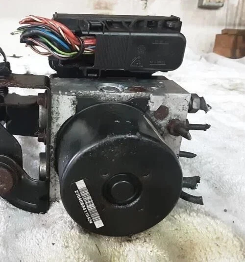 Bomba moduladora de freno antibloqueo ABS Ford Transit Connect 2010-2013 OEM Foto 4 de 4