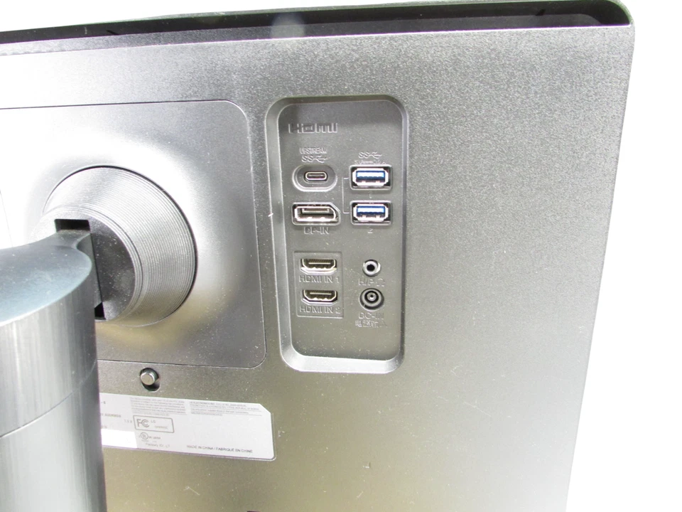 LG 34WN80C UltraWide Monitor 34” 21:9 Curved WQHD (3440 x 1440) IPS Display - Image 3 of 3