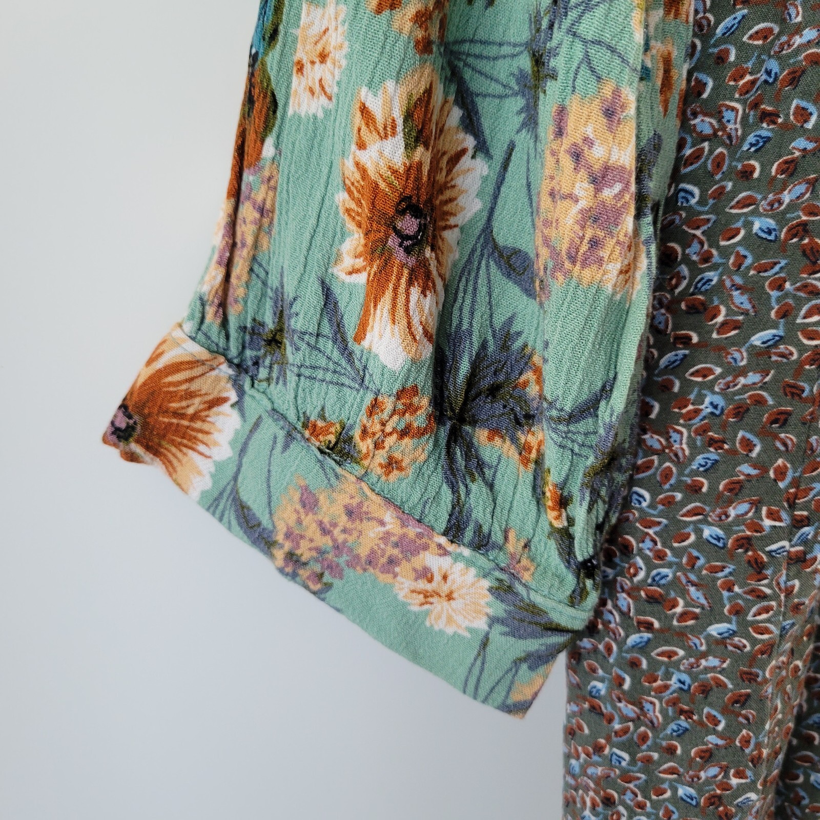 Umgee Floral Patchwork Tunic Top Medium Womens Bl… - image 5