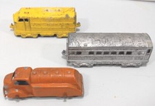 Tootsietoy Truck Midgetoy Locomotive Passenger Train Cars Lot of 3