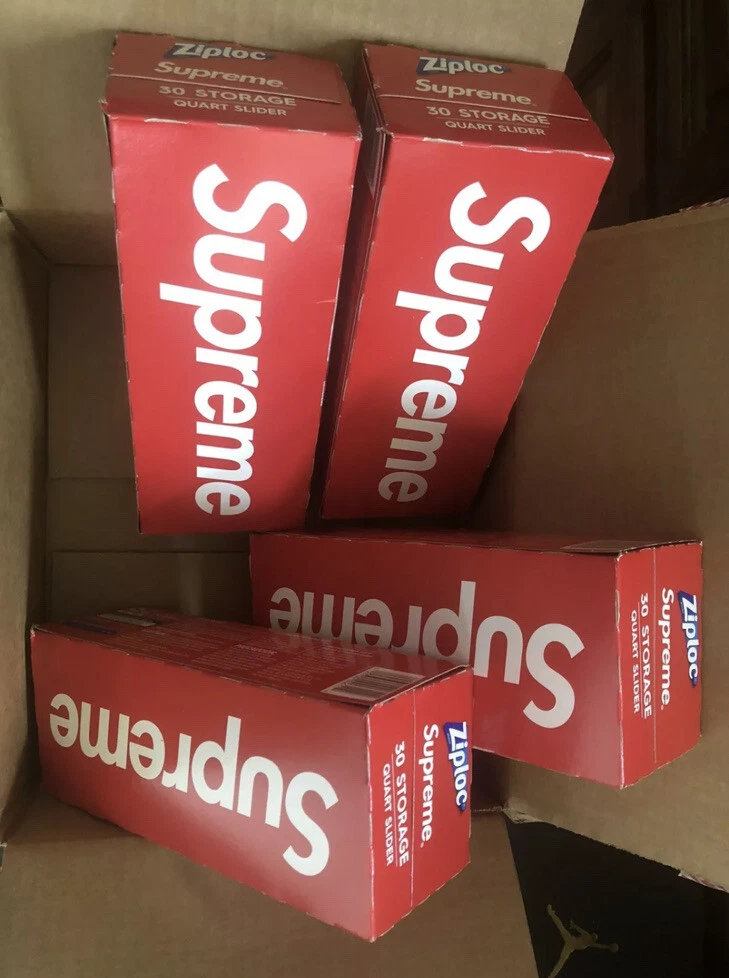 Lot de 4 boîtes à sacs Supreme Ziploc (120 sacs au total)   EN MAIN PRÊT À EXPÉDIER
