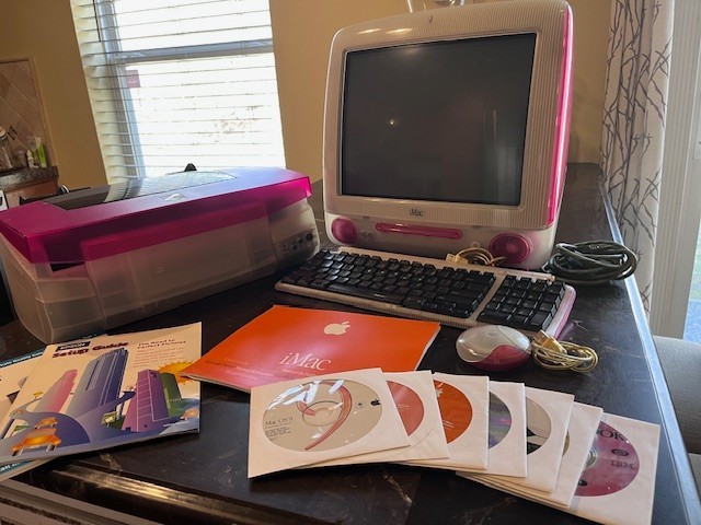 Apple iMac G3/400 DV Strawberry Vintage Apple Macintosh - Working
