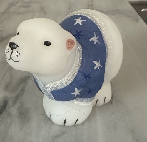 Adorable Fenton Satin Glass Polar Bear “Frosty Friends” Hand Painted (signed) 3” - Picture 2 of 10