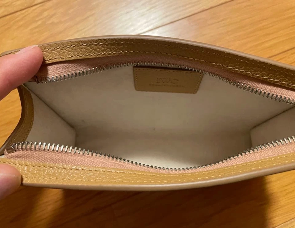 IWC International Watch Company Estuche de Cuero Beige Bolsa de Viaje con Caja Sin Usar Foto 3 de 4