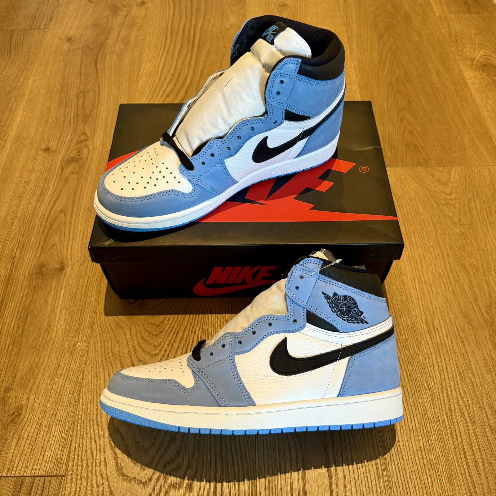 Nike Air Jordan 1 High Retro OG, azul universitario. Talla - UK8.5, US9.5, EU43