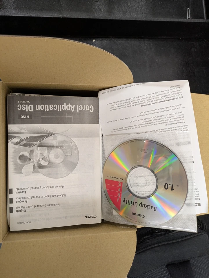 Canon VIXIA HG10 (40 GB) Hard Drive Camcorder New Opened Box w/ Case Nice - Image 3 of 4