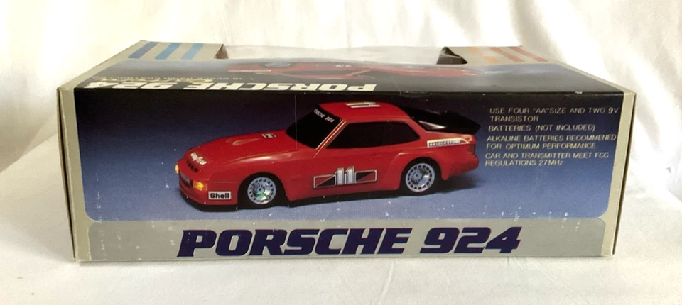 Porsche 924 Carrera, Red #11. 1:18 Scale. Radio-Controlled. Made Korea NIB! - Image 3 of 4