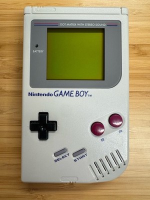 Restored Nintendo Game Boy (Grade A, OEM, DMG-01) - cleaned, tested, fun!