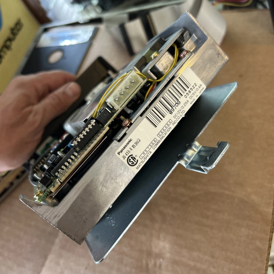 Unidad de disquete Panasonic JU-455-6 5,25" de computadoras Wang comois sin probar Foto 4 de 4