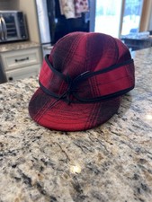 Stormy Kromer Classic Cap Wool Sz 7 1/8 Buffalo Plaid Red Made In USA Elmer Fudd