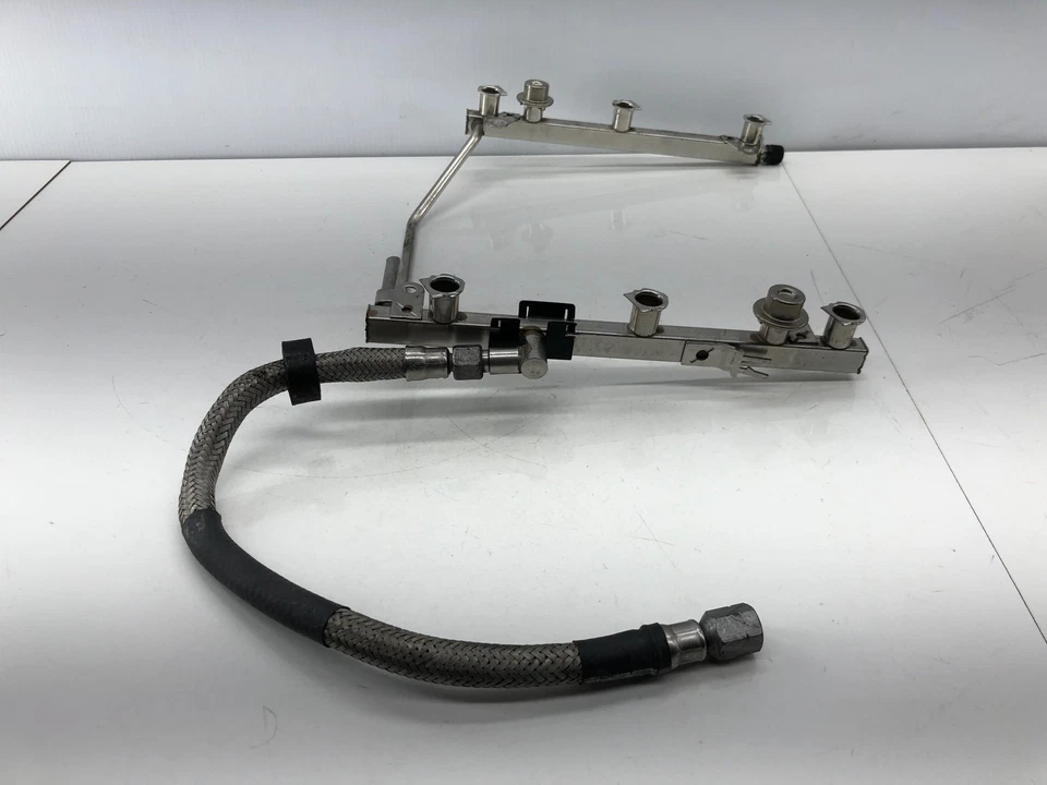 2006 MERCEDES-BENZ CLK350 3.5L V6 GASOLINE ENGINE FUEL INJECTOR RAIL TUBE OEM - Image 3 of 4