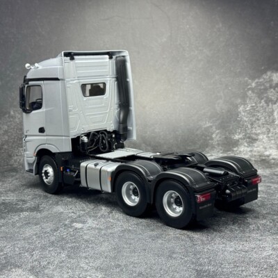 1/24 Scale Mercedes Benz Actros C Silver Truck Tractor Diecast