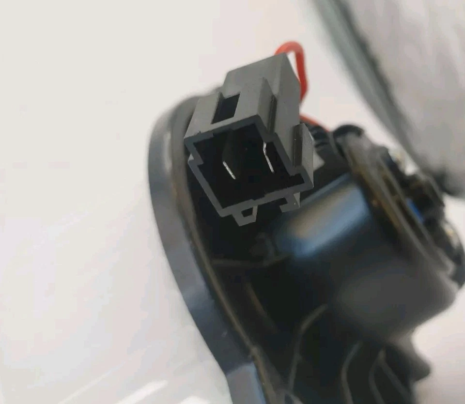 TOYOTA COROLLA E110 1999 НАГРЕВАТЕЛЬ ДВИГАТЕЛЯ ВОЗДУХОДУВКИ ВЕНТИЛЯТОР OEM 0160700030/ 0130111164 - Изображение 4 из 4