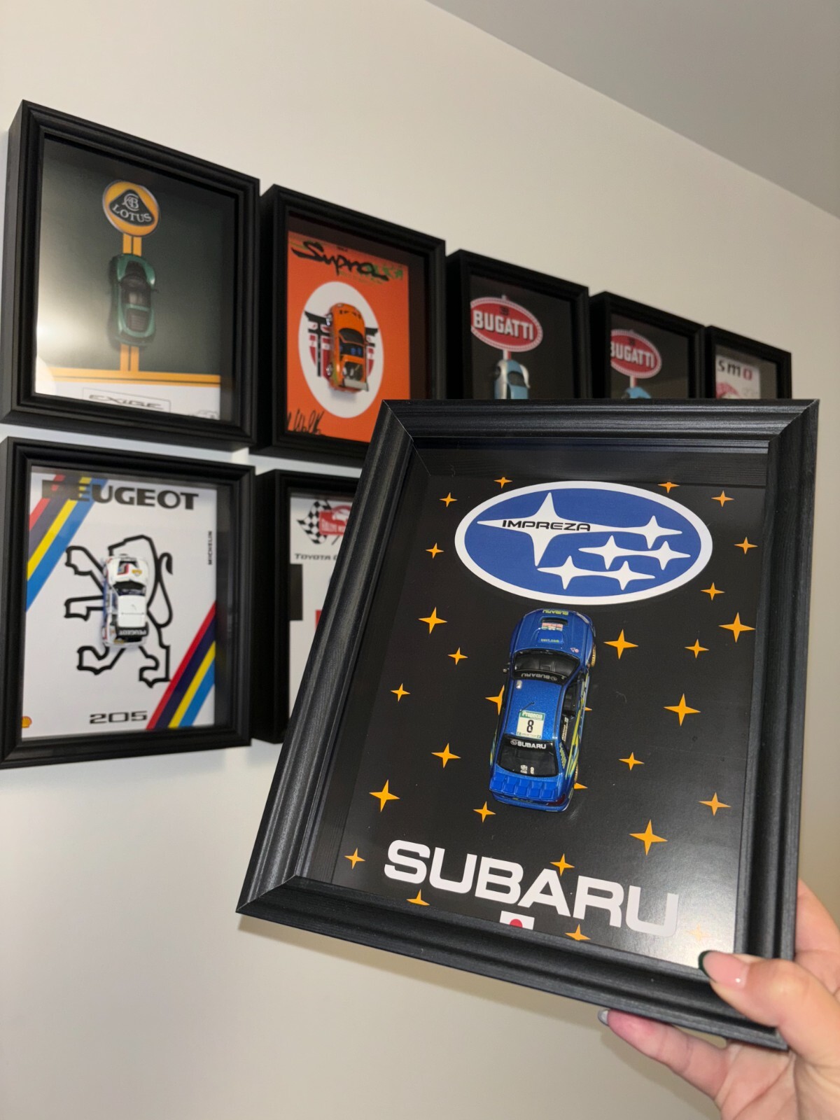 Cadre voiture Subaru Impreza WRC 1/43 pour décoration murale de bureau et salon