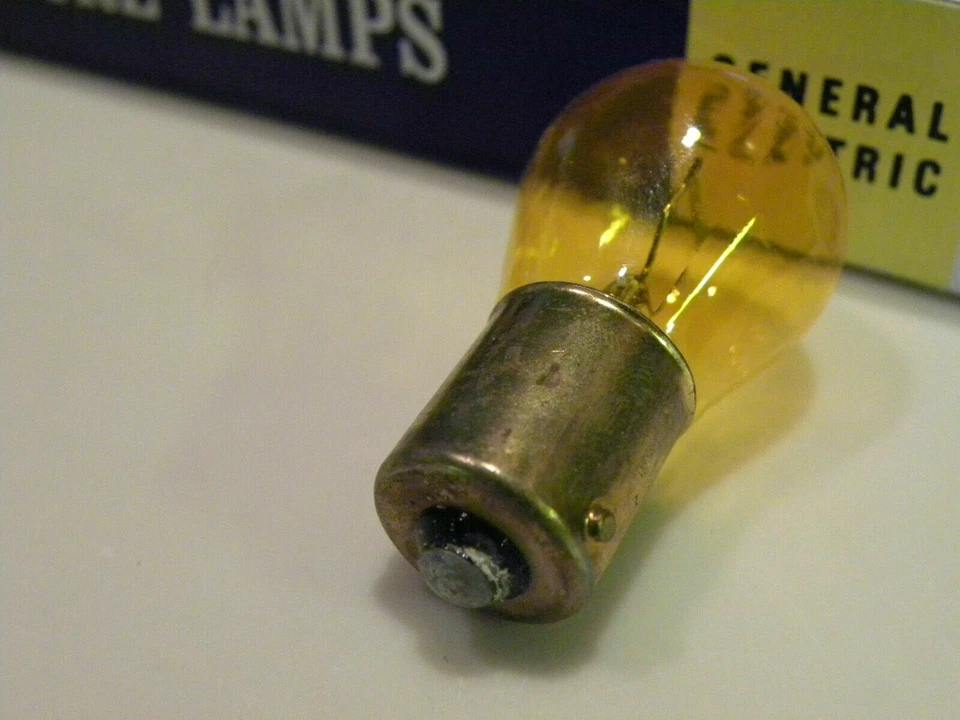 GE 10 X 1156 NA Señal de giro Bombilla Trasera Freno Parada Girar Delantero OEM ÁMBAR Foto 3 de 4