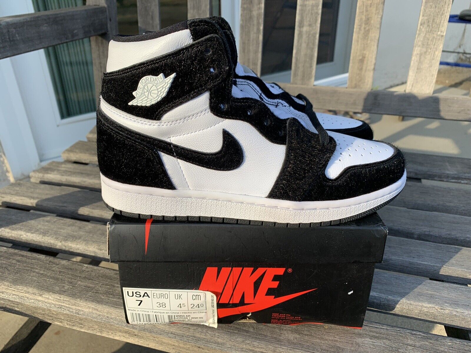 Nike Air Jordan 1 Retro High OG Twist Women's 7 / 5.5y Panda hair black Dunk