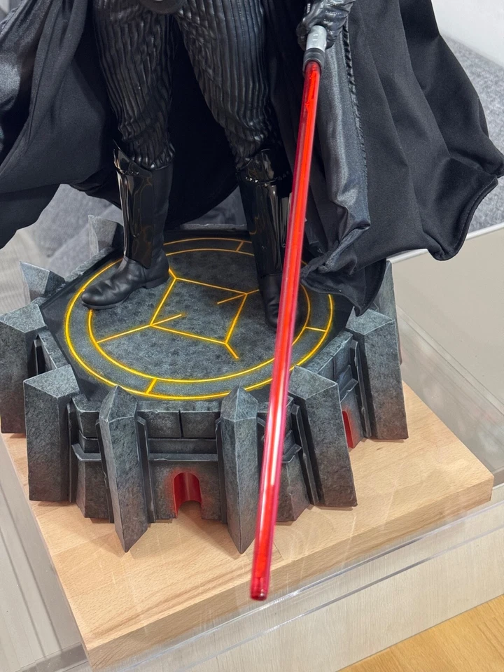 Darth Vader  Premium Format Statue – Sideshow Collectibles  – 1/4 Scale  - Bild 3 von 4