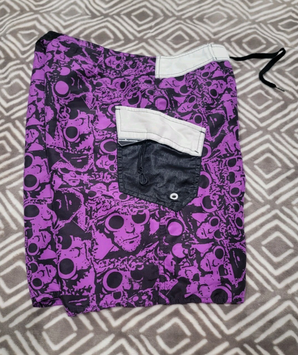 Vintage Kurt Cobain nirvana Volcom surf board shorts 2000's Size 30"x9" Waist - Picture 10 of 13