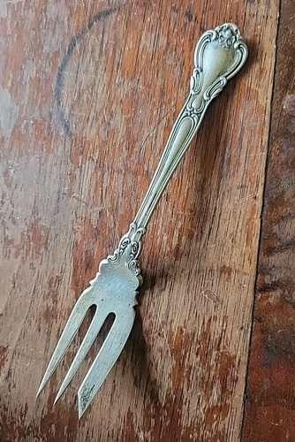 Antique GORHAM Sterling Silver CHANTILLY 6" Old Style Pickle Fork
