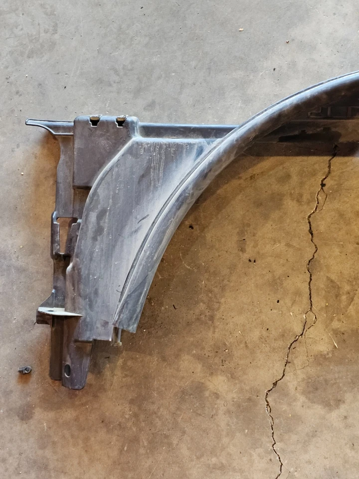 208-10 Ford F350/250 Powerstroke Super Duty Upper Fan Shroud Radiator Cooling Foto 4 de 4