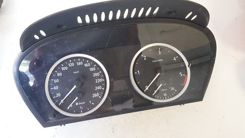 62116958600 Tacho Tachometer Kombiinstrument 110.080.213/371 BMW  DE1419918-09