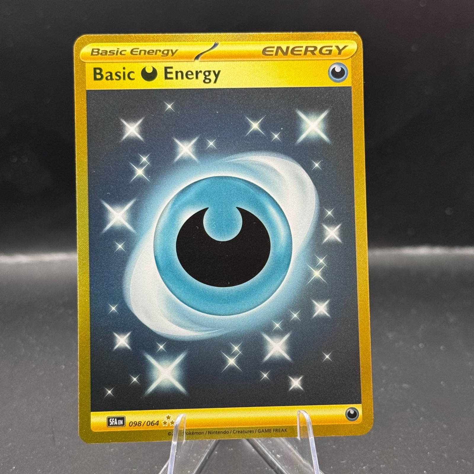 Basic Darkness Energy Hyper Rare Shrouded Fable 098/064 NM