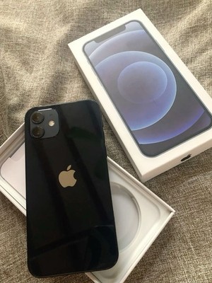 Apple iPhone 12 Black 6.1'' iOS Smartphone 12MP Camera Bluetooth Wi-Fi Box