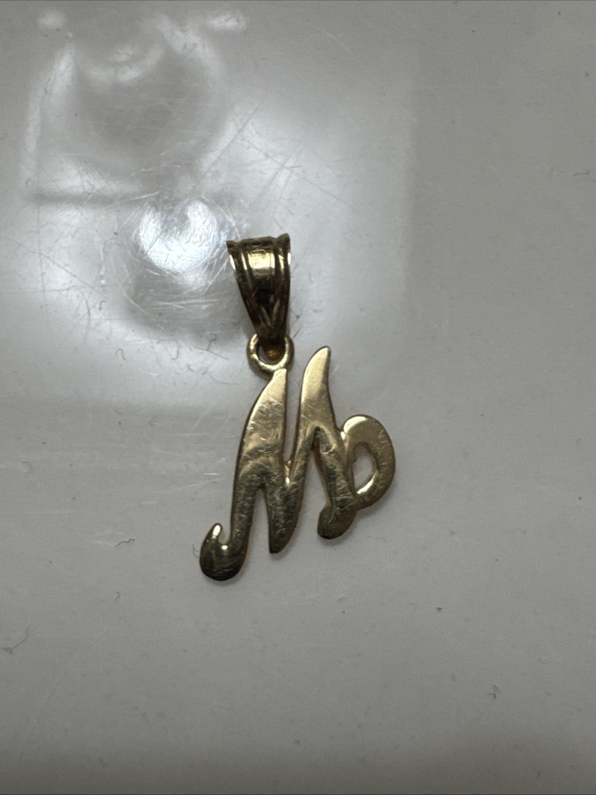 14K Solid Yellow Gold Diamond Cut Initial Alphabe… - image 4