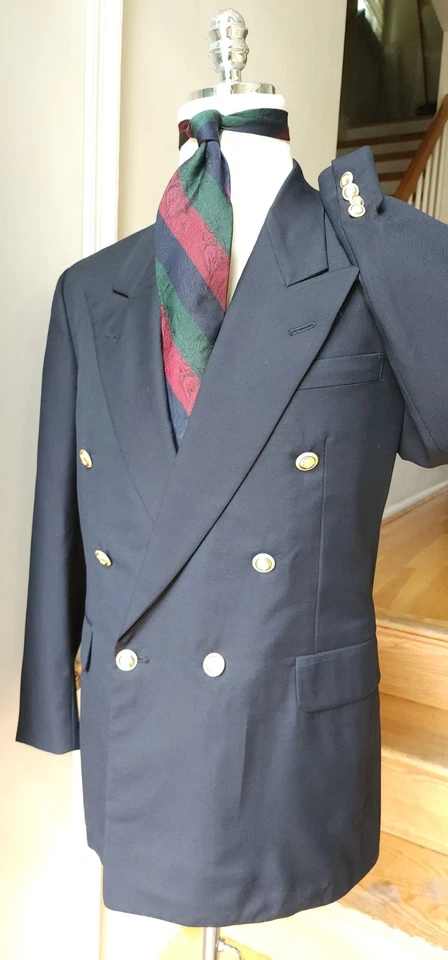 Jaqueta Aquascutum vintage azul marinho escuro lã peito duplo 6 botões dourados blazer 40R - Imagem 2 de 4
