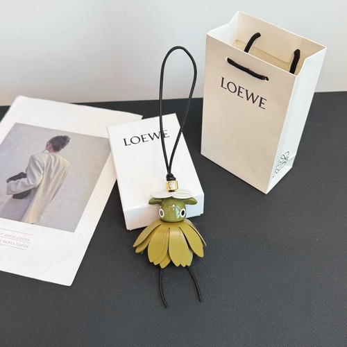 Loewe Puzzle Fairy Berry Charm Paula's Ibiza Leather Bag Pendant Gold Dice New