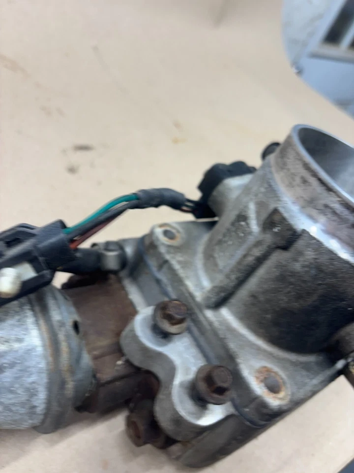 Ford 5.0 302 1986-1995 65 mm carrocería del acelerador bbn mustang foxbody sn95 Foto 3 de 4