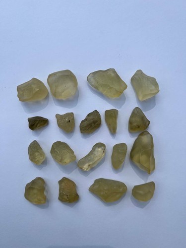 18x Libyan Desert Glass Crystal Gold Tektite Meteorite Impact 3 53 Oz 7 Egypt Ebay 18x Libyan Desert Glass Crystal Gold Tektite Meteorite Impact 3 53 Oz 7 Egypt Ebay