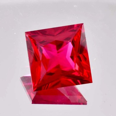 Gravity Gems 15 Ct Natürlicher Rubin Princess Cut AGL Zertifiziert