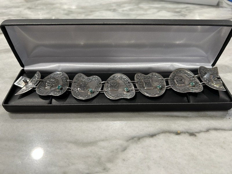 Vintage Silver And Turquoise Link Bracelet ￼