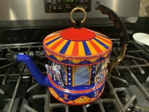 MKI Kamenstein World of Motion Tea Kettle Teapot Carousel Great Condition Works!