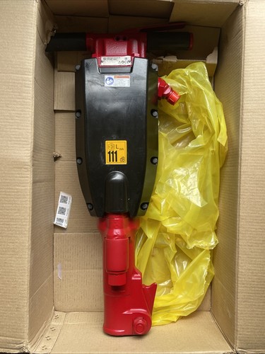 CP Pneumatic/Atlas Copco CP 1290 S 90lb 1-1/4x6 Chuck Silenced Pneumatic Breaker
