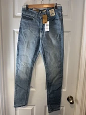 Levi's Women's 721 High-Rise Skinny Jeans Medium Wash Size 27X30