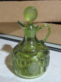 NICE VINTAGE FOSTORIA COIN GLASS OLIVE GREEN OIL CRUET BOTTLE L()()K NR!