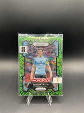 Edinson Cavani Panini 2026 Monopoly Green Prizm  #70 - Uruguay