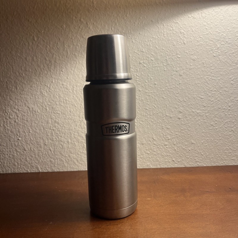 Thermos 16 oz. Stainless King Vacuum Insulated Stainless Steel Beverage Bottle