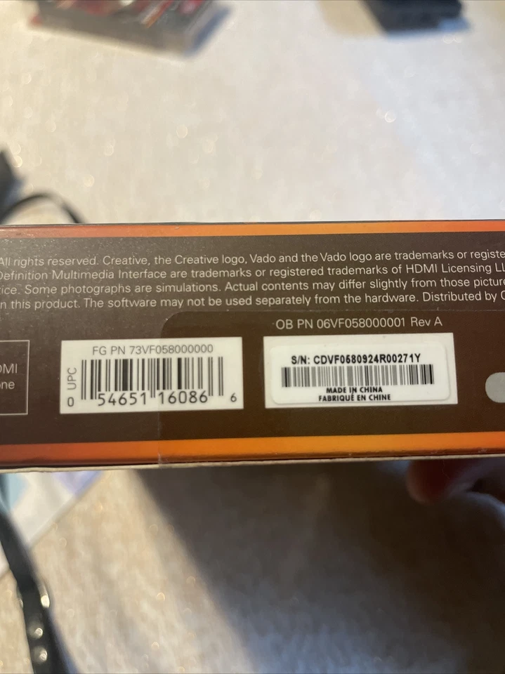 Creative Vado HD 720p Pocket Video Camcorder 8GB Sto 2x Digital Zoom VF0580 NEW! - Image 3 of 4