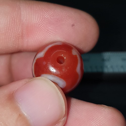 Sacred Himalayan Indo Tibetan Red Agate Dzi Amulet Bead - Picture 5 of 14
