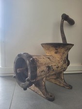 Antico Tritacarne Da Banco In Ghisa