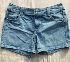 Tommy Hilfiger Women's Blue Denim Shorts 6 30W 3" Inseam Mid Rise Button Fly