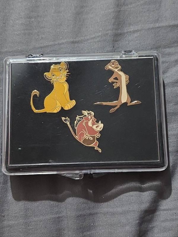 Disney Lion King Special Edt Cast Member Pins Simba, Simon, Pumba Original Box
