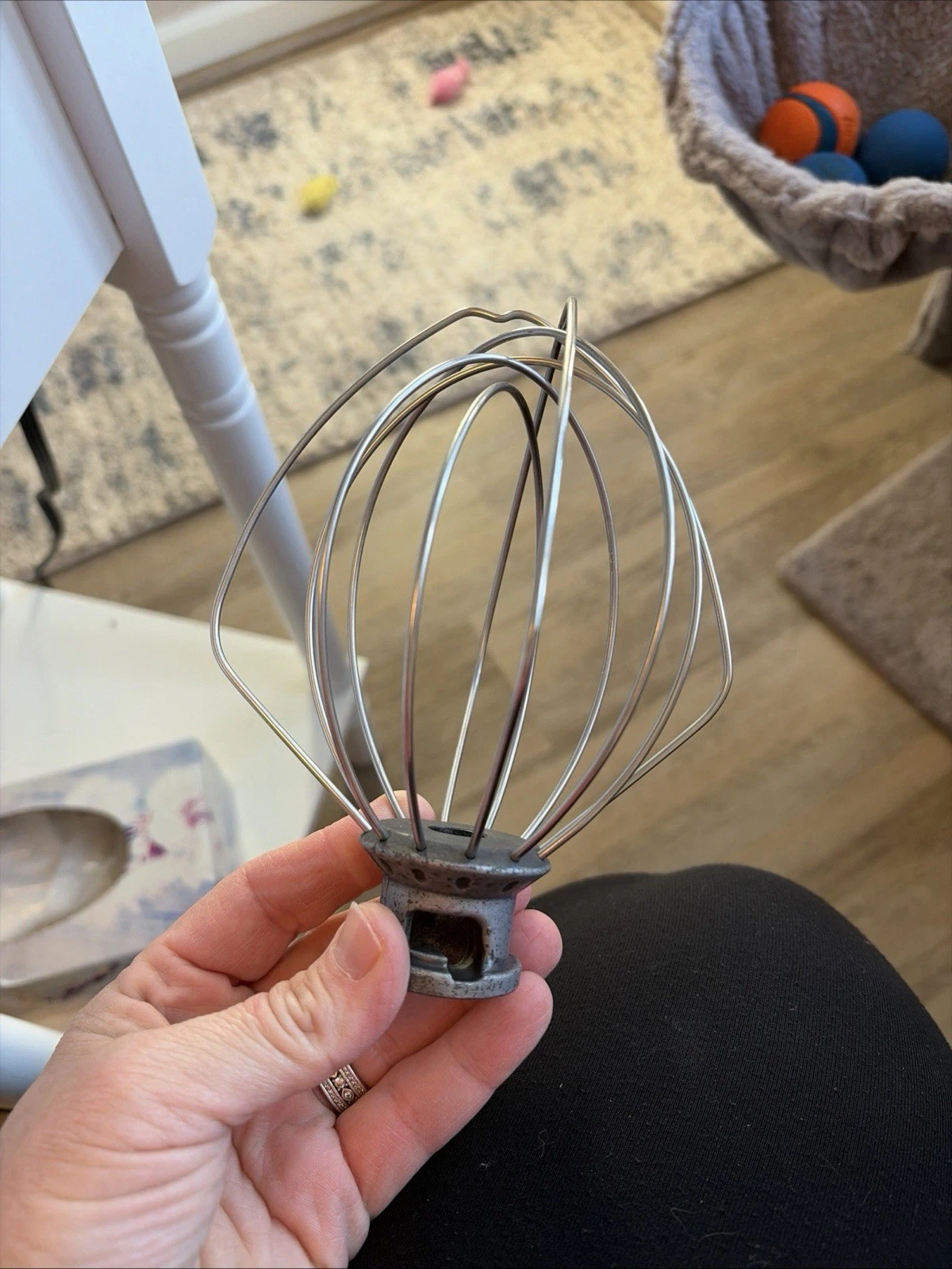 Kitchen-Aid Stand Mixer Metal Whisk #27 And Coated Flatbeater, Replacement Part
Opens in a new windo